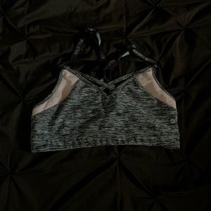 Hollister sport bra